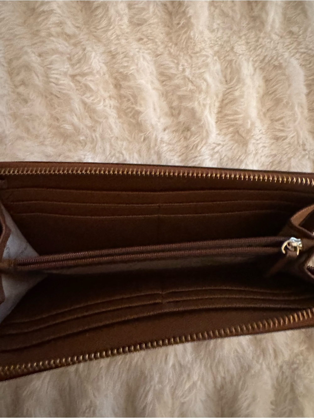 Michael Kors Chestnut Zip Wallet with Gold Logo - Picture 4 of 7